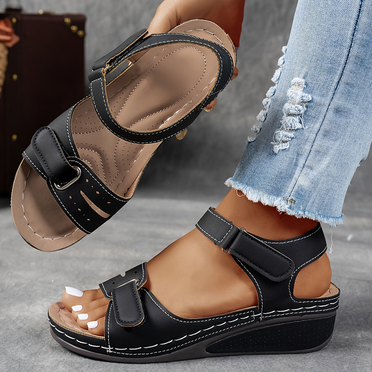 Women's Orthopedic Sandals With Cushioned Sole & Adjustable Straps