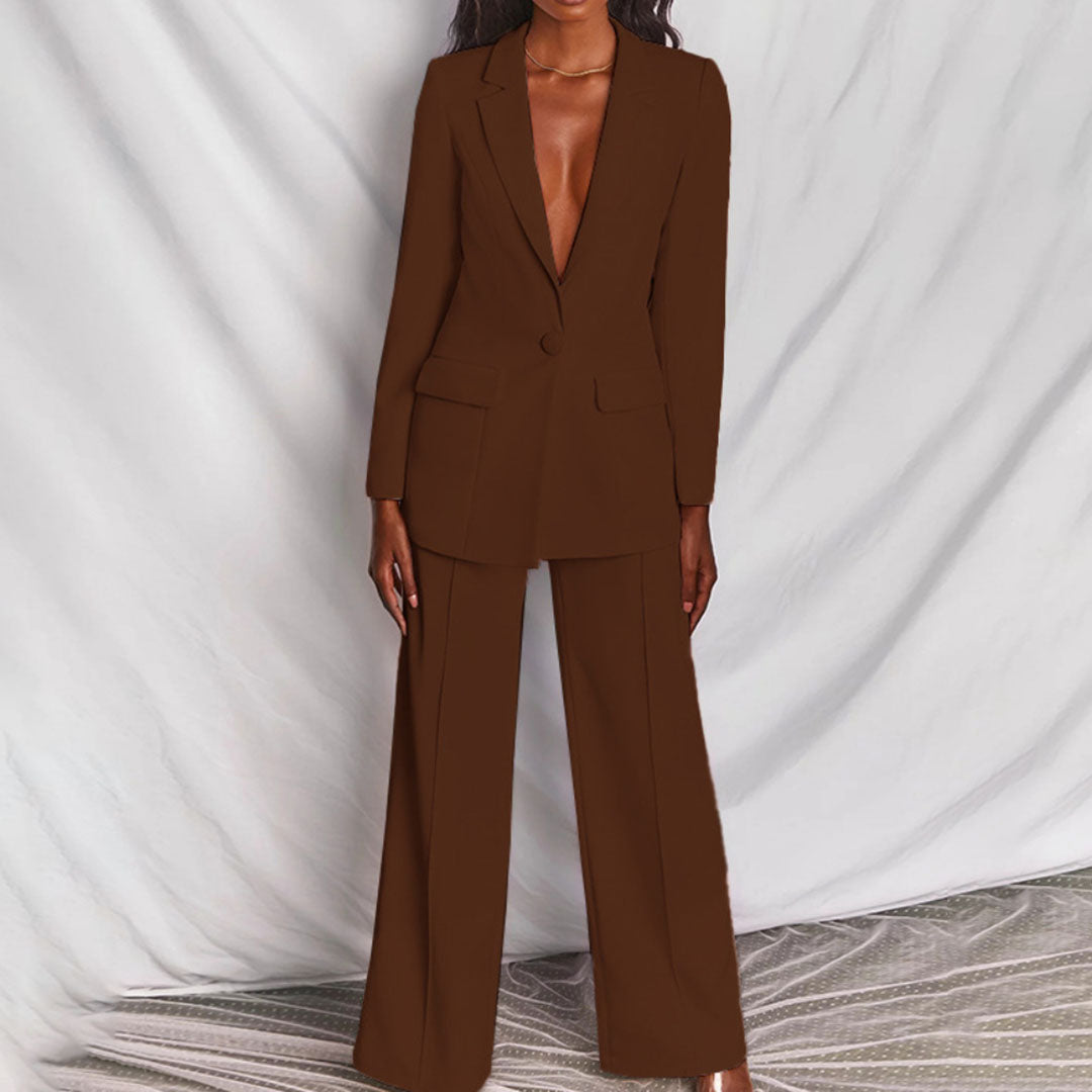 Women's Elegant Blazer And Trousers Set With Tailored Fit