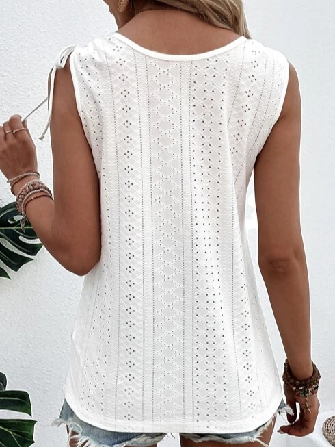 Women's Summer Sleeveless Blouse With Button Front & Eyelet Detail
