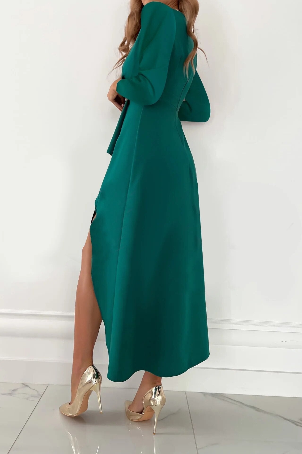 Women's Elegant Midi Dress With V-neck And Front Slit