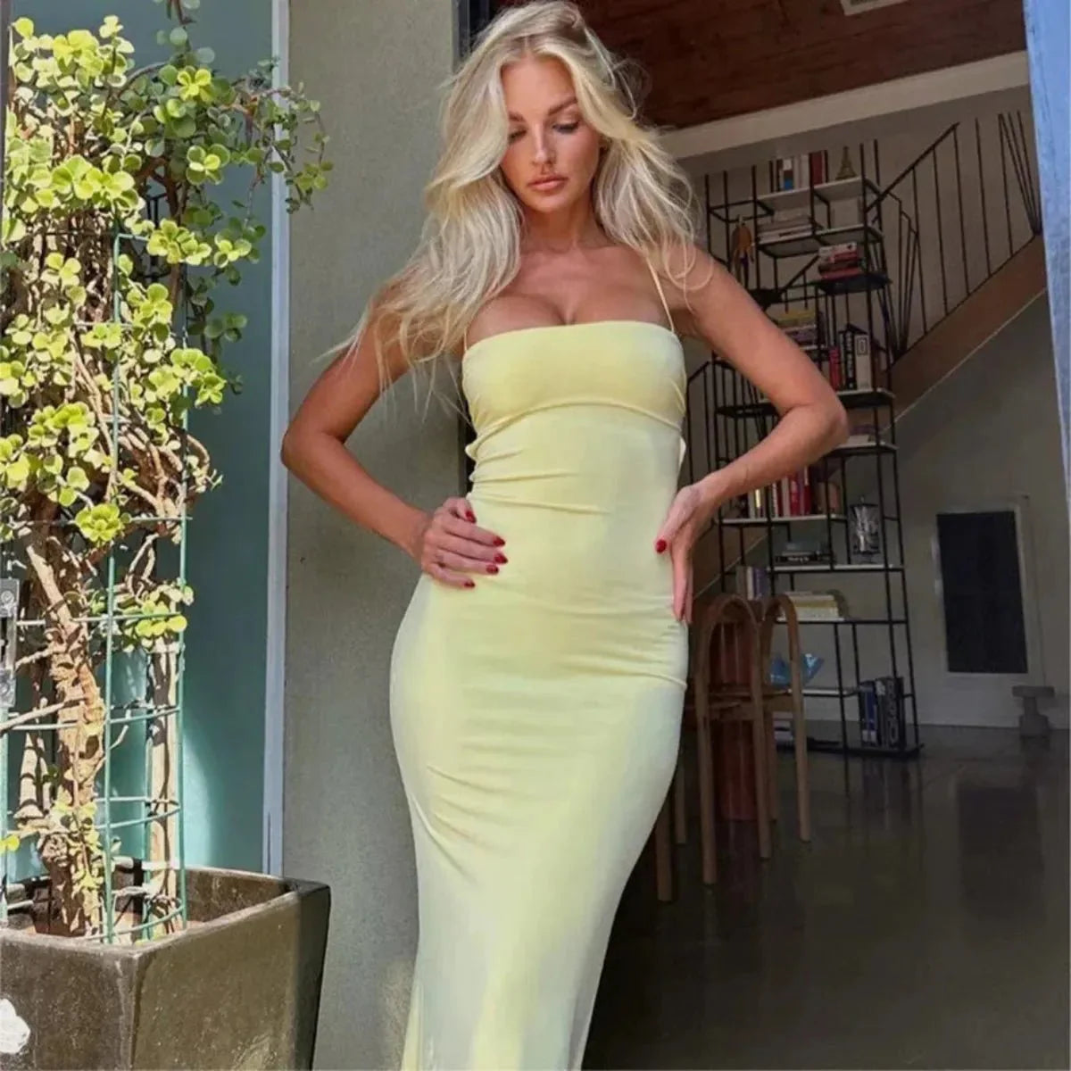 Women's Backless Bodycon Maxi Dress With Spaghetti Straps