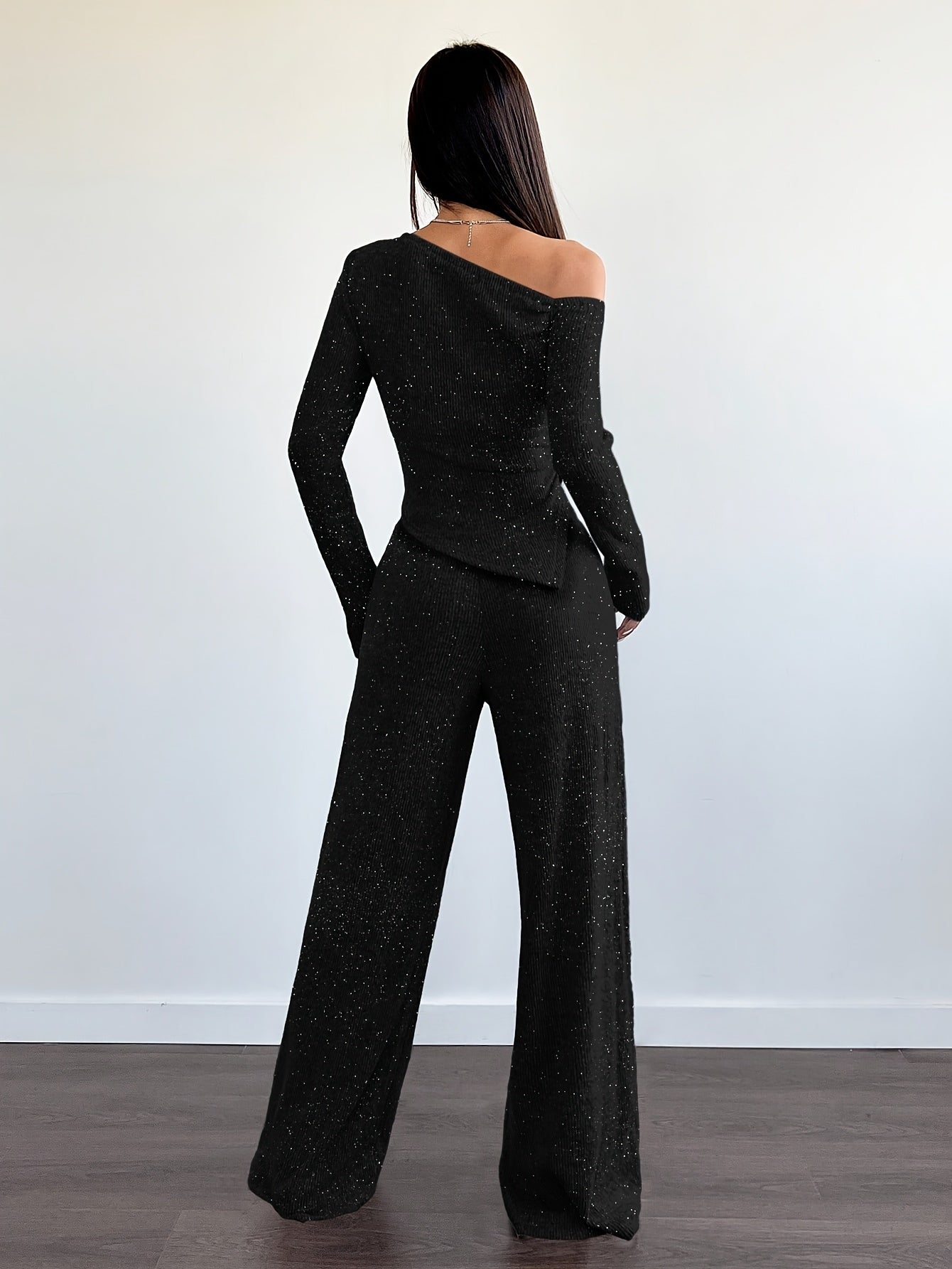 WOMEN'S SEQUIN JUMPSUIT WITH ONE SHOULDER AND LONG SLEEVES