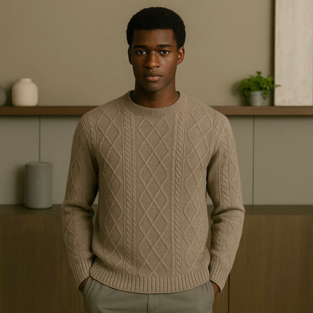 Elegant Cashmere Sweater for Men, Diamond Cable Knit, Classic Round Neck, Soft and Breathable