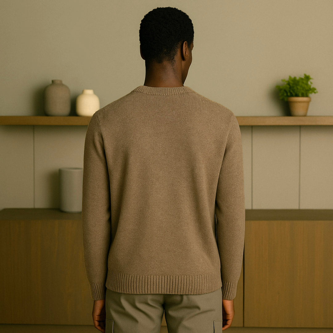 Elegant Cashmere Sweater for Men, Diamond Cable Knit, Classic Round Neck, Soft and Breathable