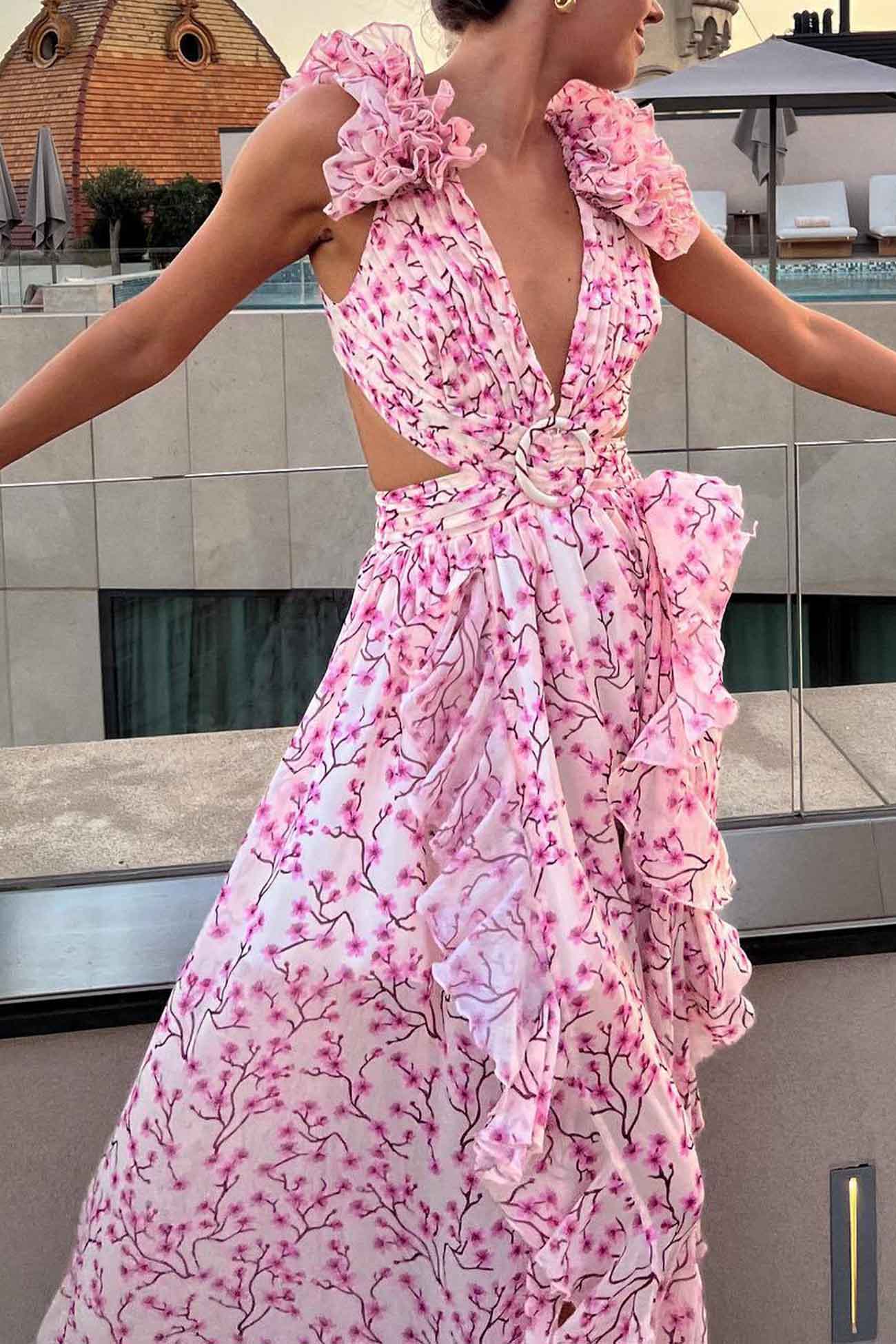Women's Floral Maxi Dress With Cut-out Waist & Ruffled Shoulders