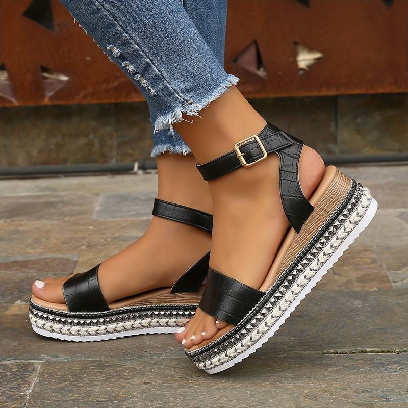 Women's Summer Platform Sandals with Ankle Strap & Textured Sole