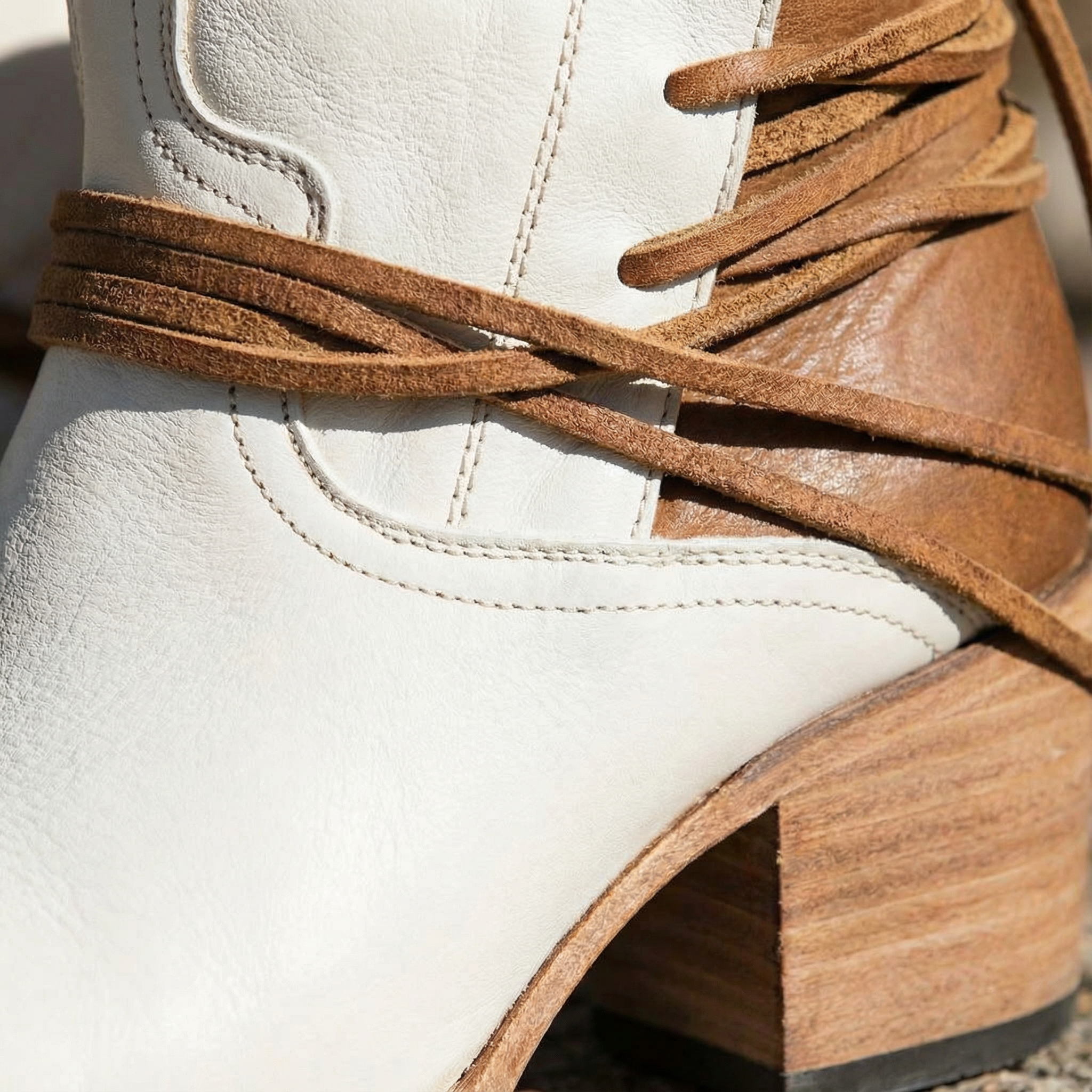 Isla | Women's Ankle Boots With Lace-Up Design And Block Heel | Casual