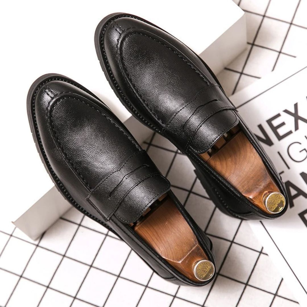 Men's Classic Leather Penny Loafers With Stitch Detail