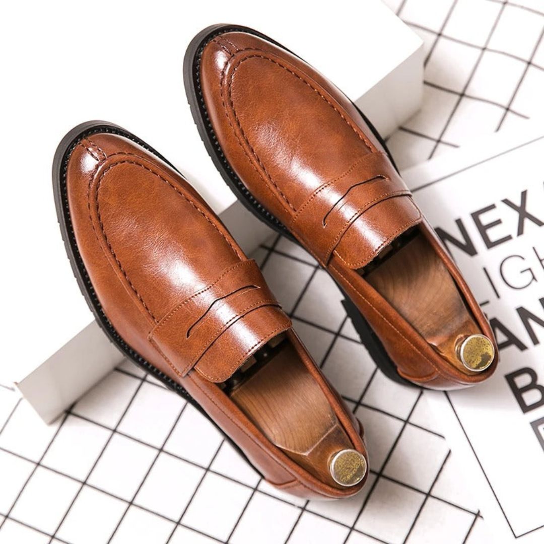 Men's Classic Leather Penny Loafers With Stitch Detail