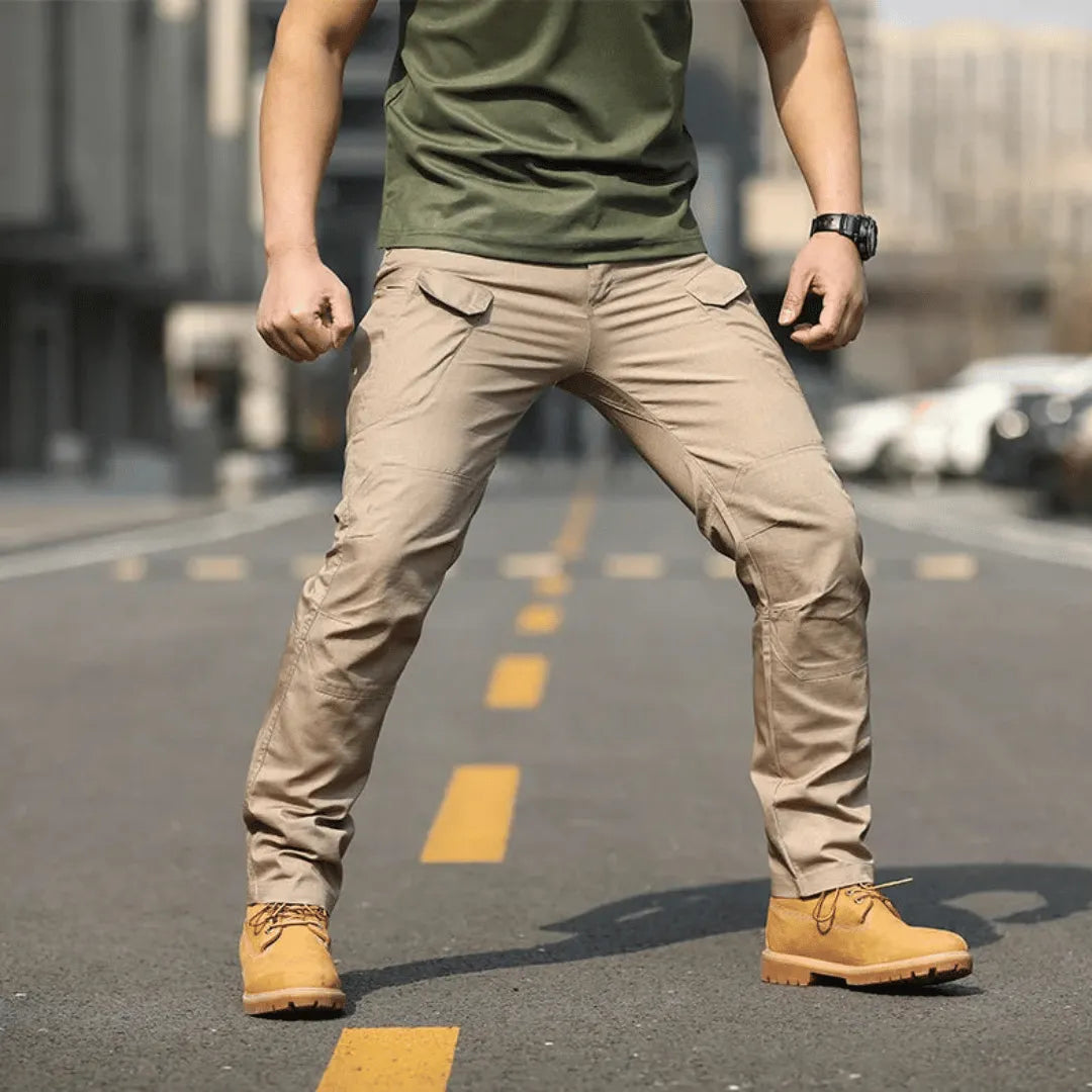 Men's Tactical Cargo Pants With Multiple Pockets