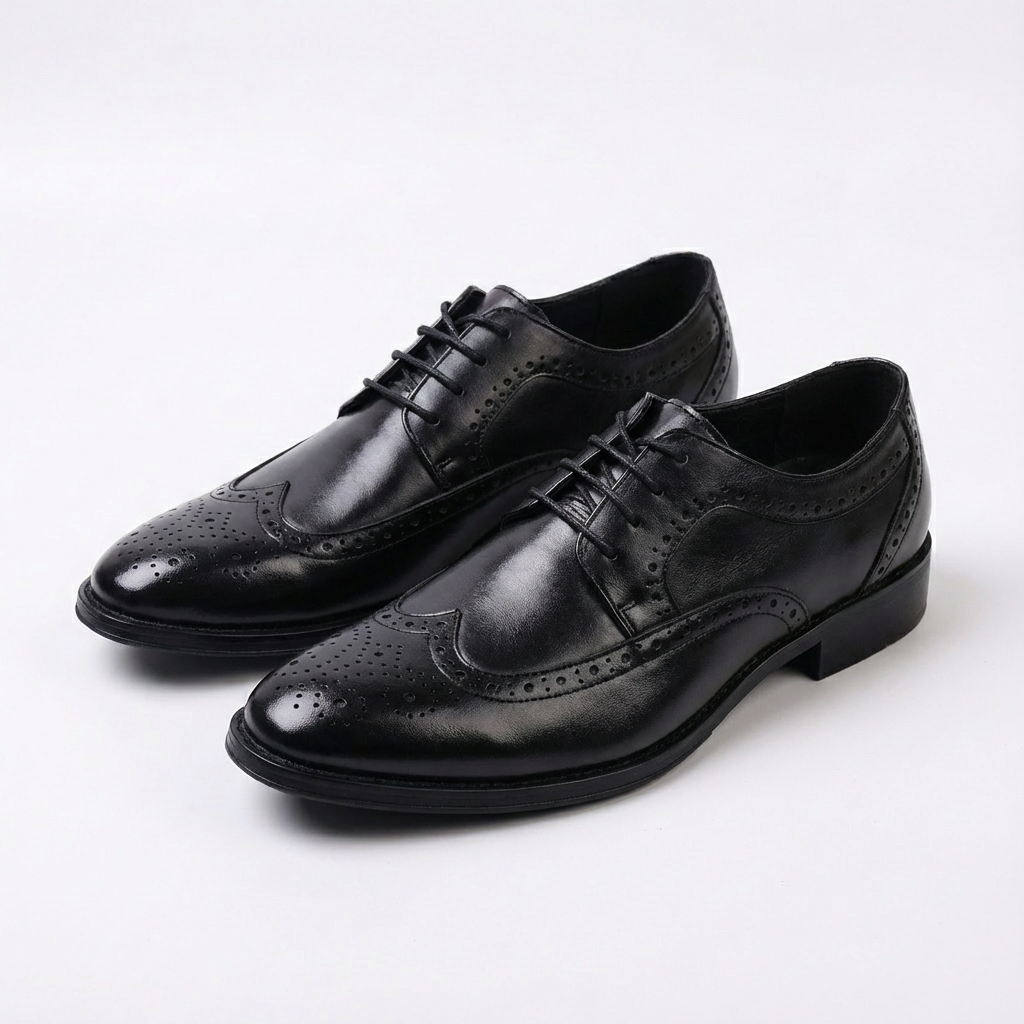 Oliver | Men's Brogues With Wingtip Design And Perforated Detail | Smart