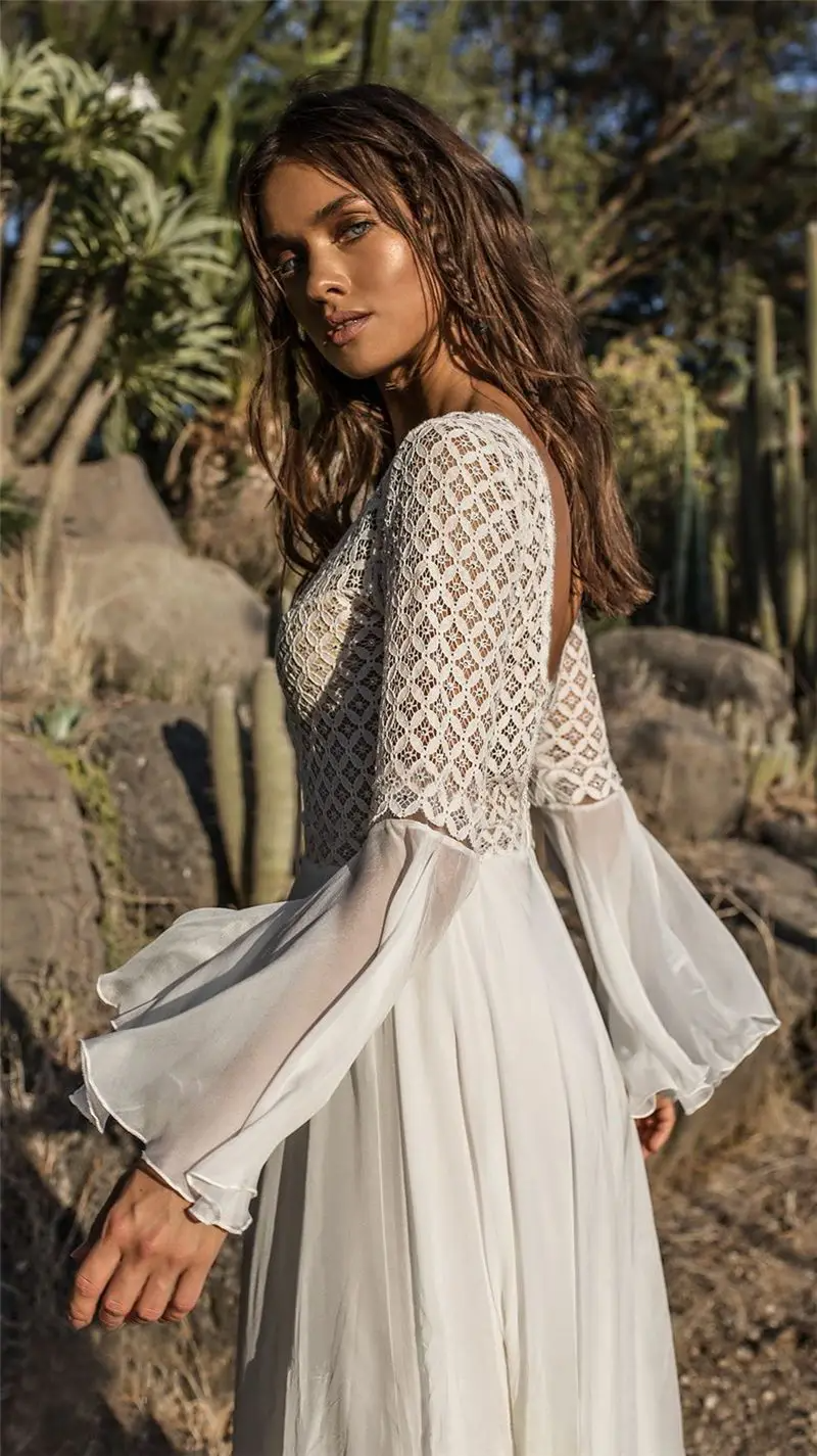 WOMEN'S BOHO MAXI DRESS WITH LACE BODICE AND FLARED LONG SLEEVES