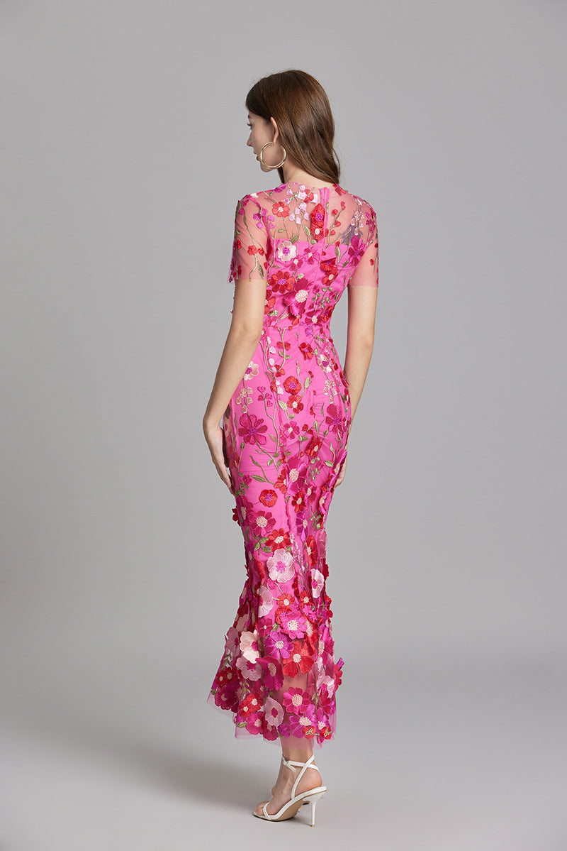 ELEGANT EMBROIDERED DRESS WITH TRANSPARENT SLEEVES