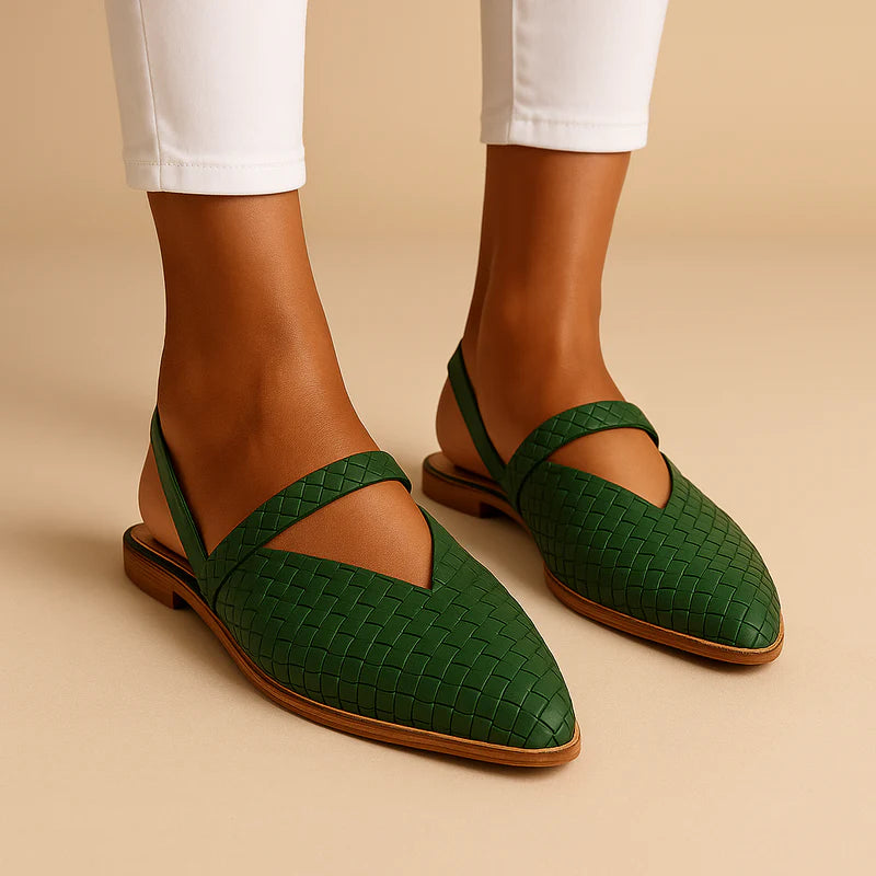 WOMEN'S WOVEN CLOSED-TOE SANDALS WITH STRAP
