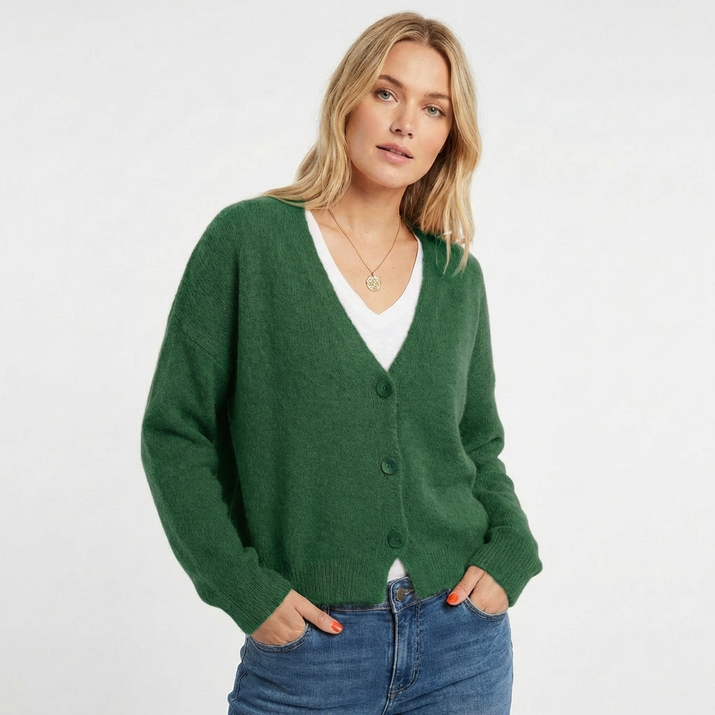 Amelia | Women's Cardigan With V-Neck And Oversized Buttons | Cosy