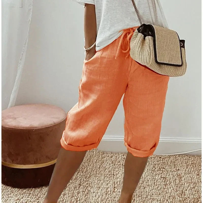 WOMEN'S LINEN BERMUDA SHORTS WITH ELASTIC WAIST