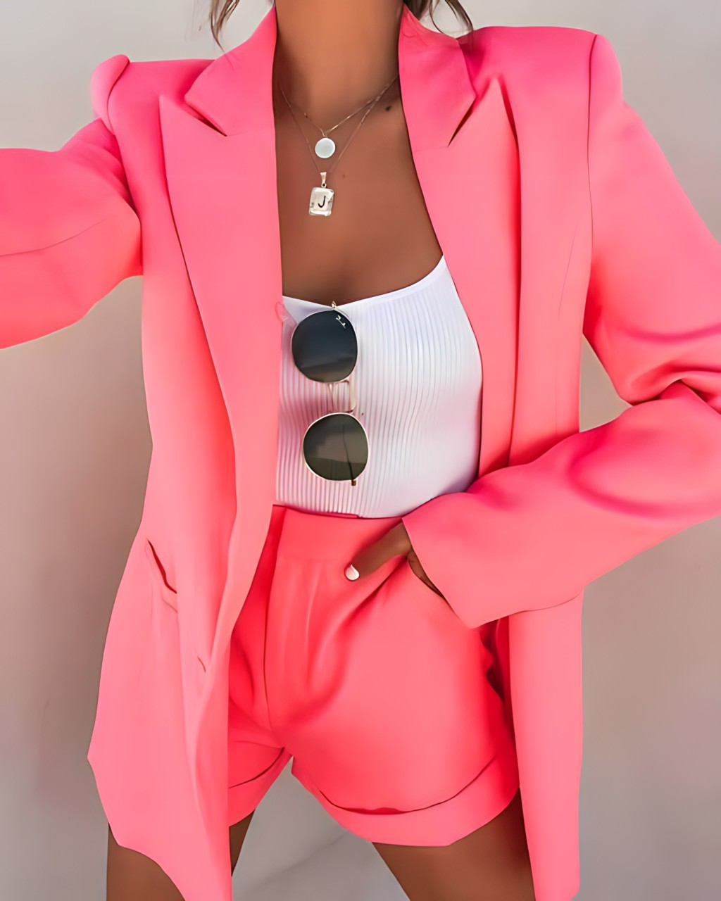 Women's Blazer And Shorts Set With Tailored Fit