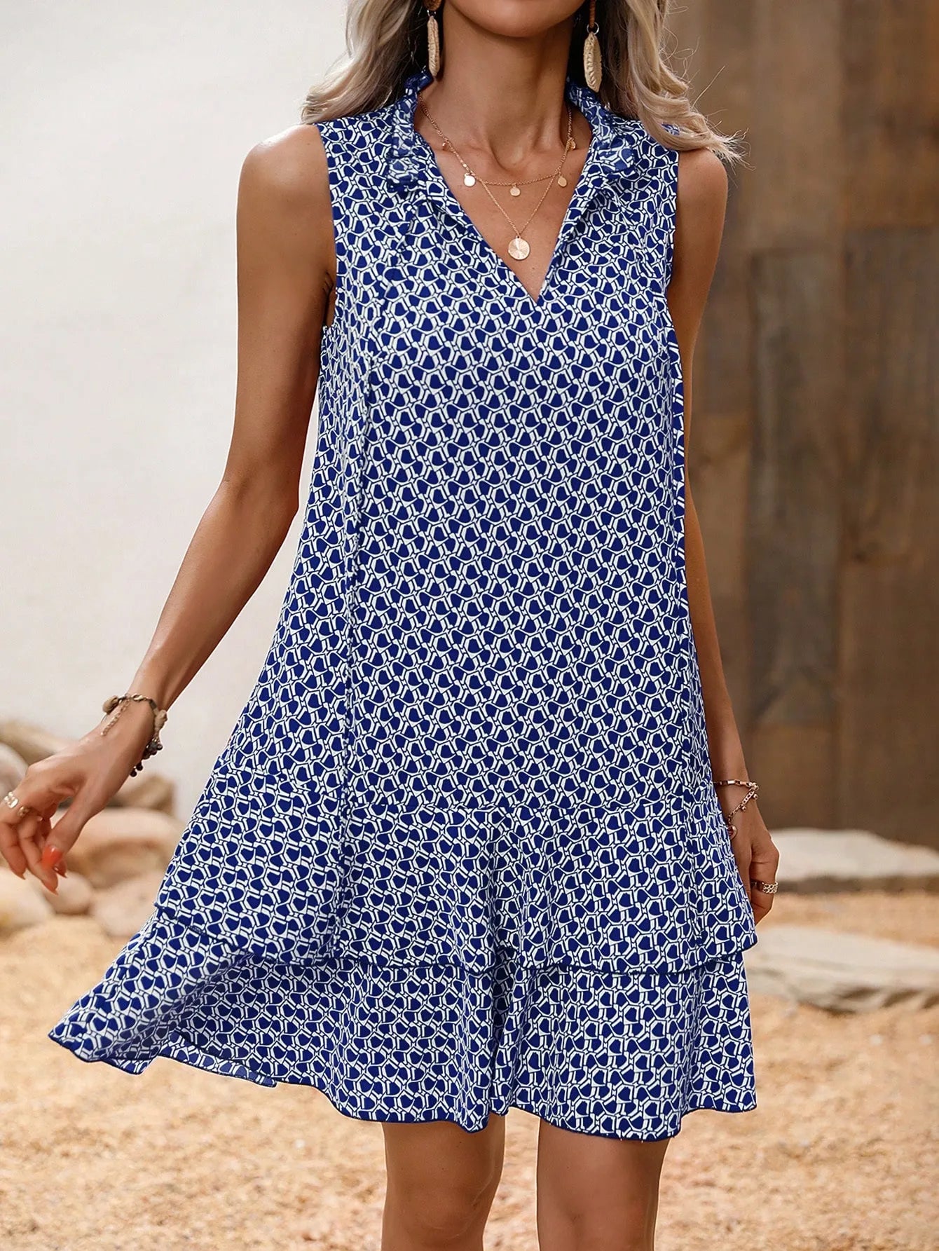 WOMEN'S BOHO SLEEVELESS MINI DRESS WITH RUFFLE HEM