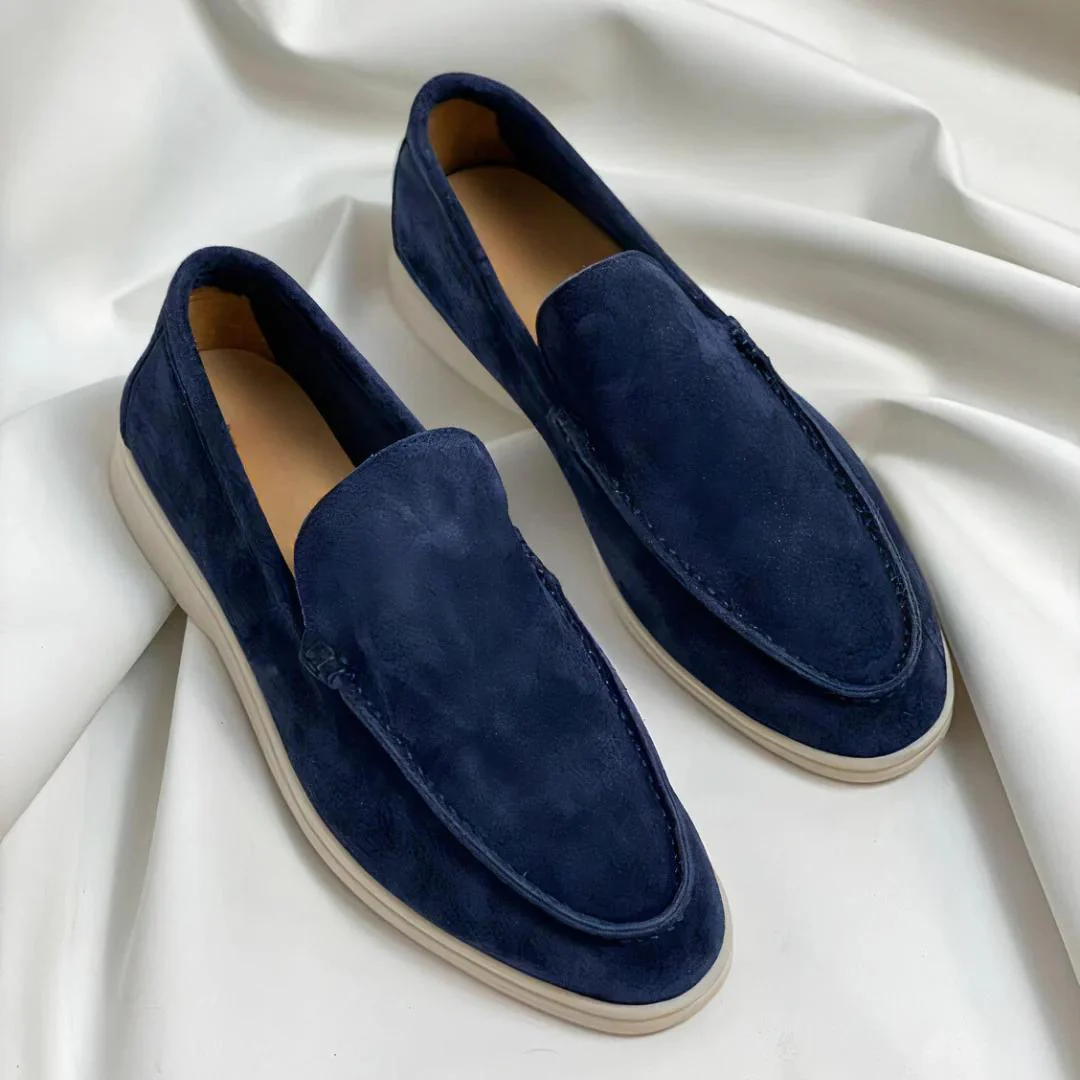 MEN'S SUEDE LOAFERS WITH LOW HEEL