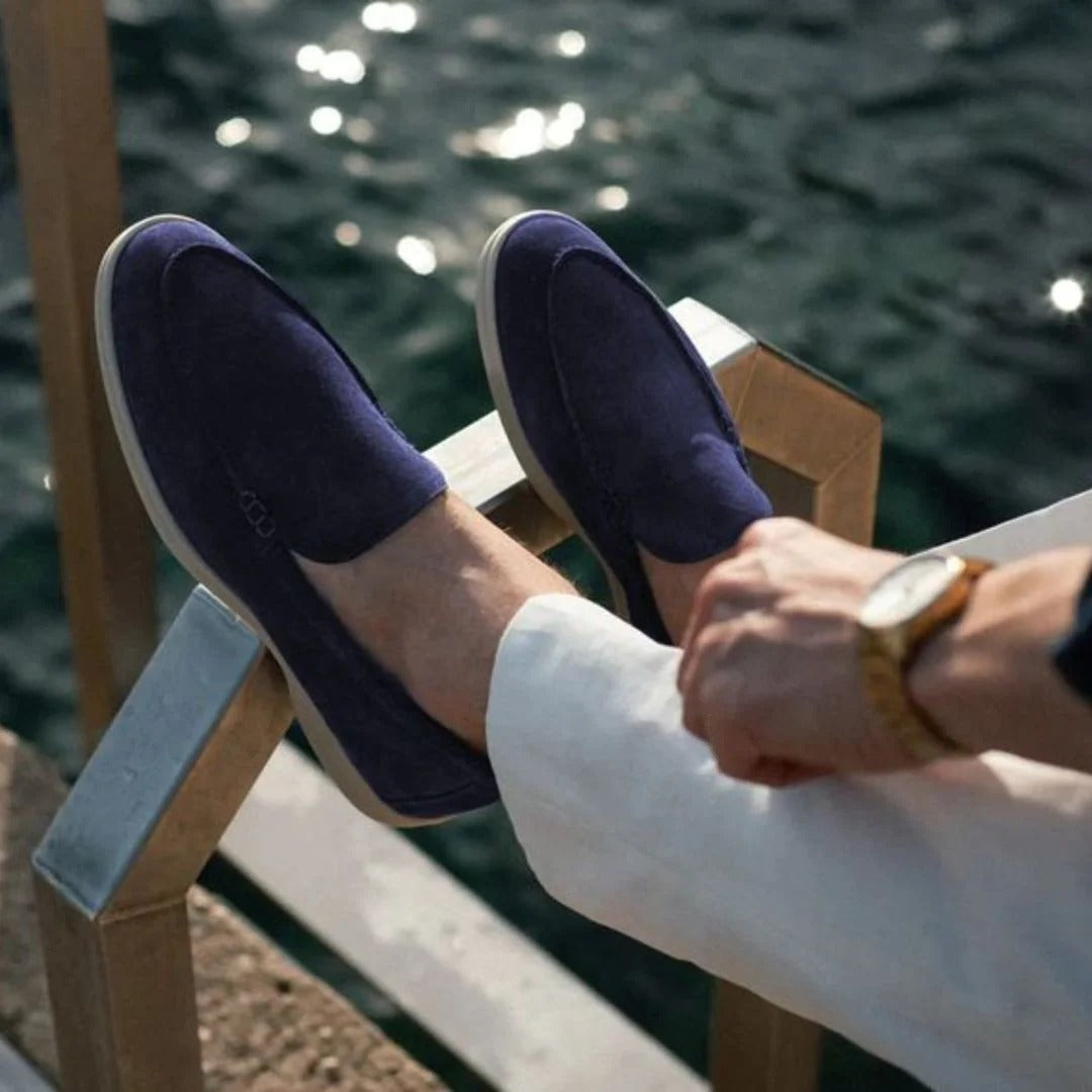 MEN'S SUEDE LOAFERS WITH LOW HEEL