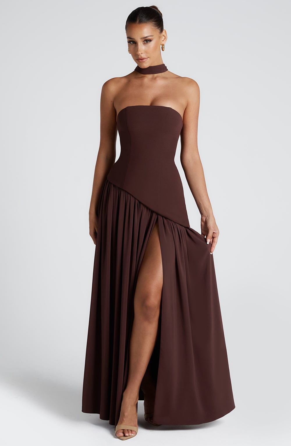 LIGHTWEIGHT HALTER MAXI DRESS WITH SIDE CUT