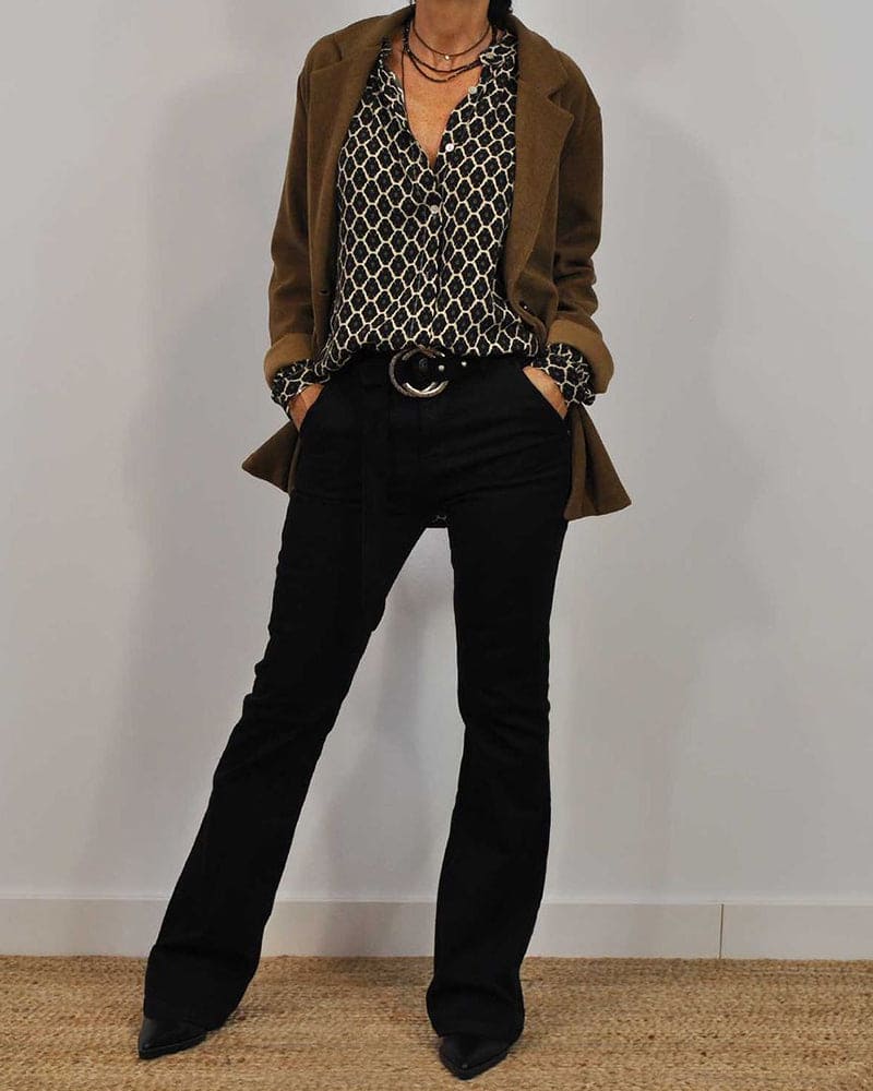 Women's Printed Blouse With V-neck And Long Sleeves
