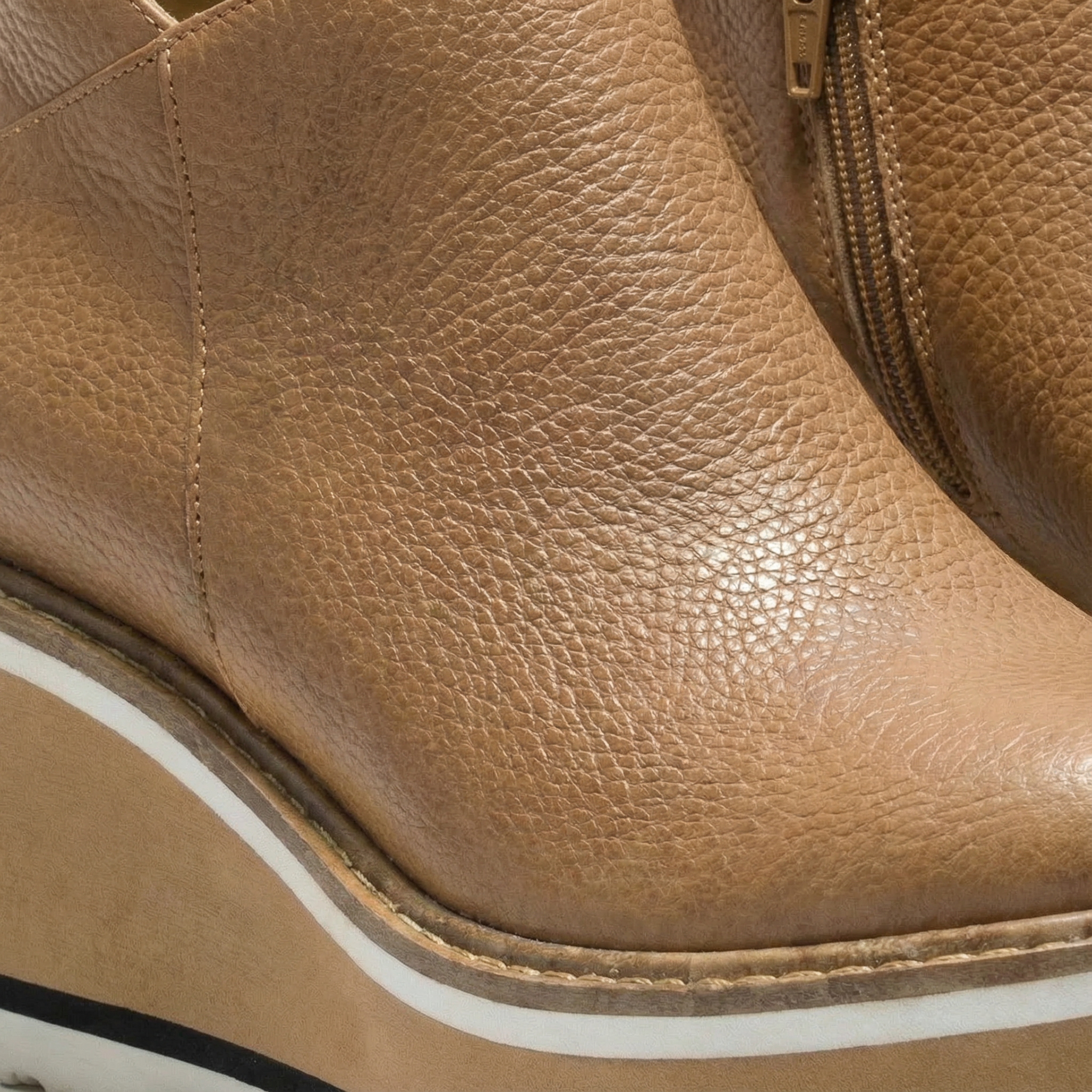 Ava | Women's Chelsea Boots With Platform Sole And Striped Detail | Casual