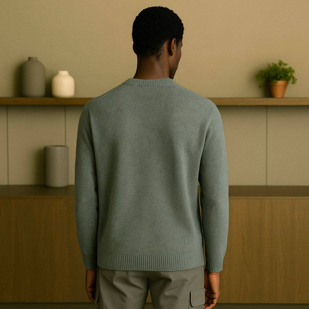 Elegant Cashmere Sweater for Men, Diamond Cable Knit, Classic Round Neck, Soft and Breathable