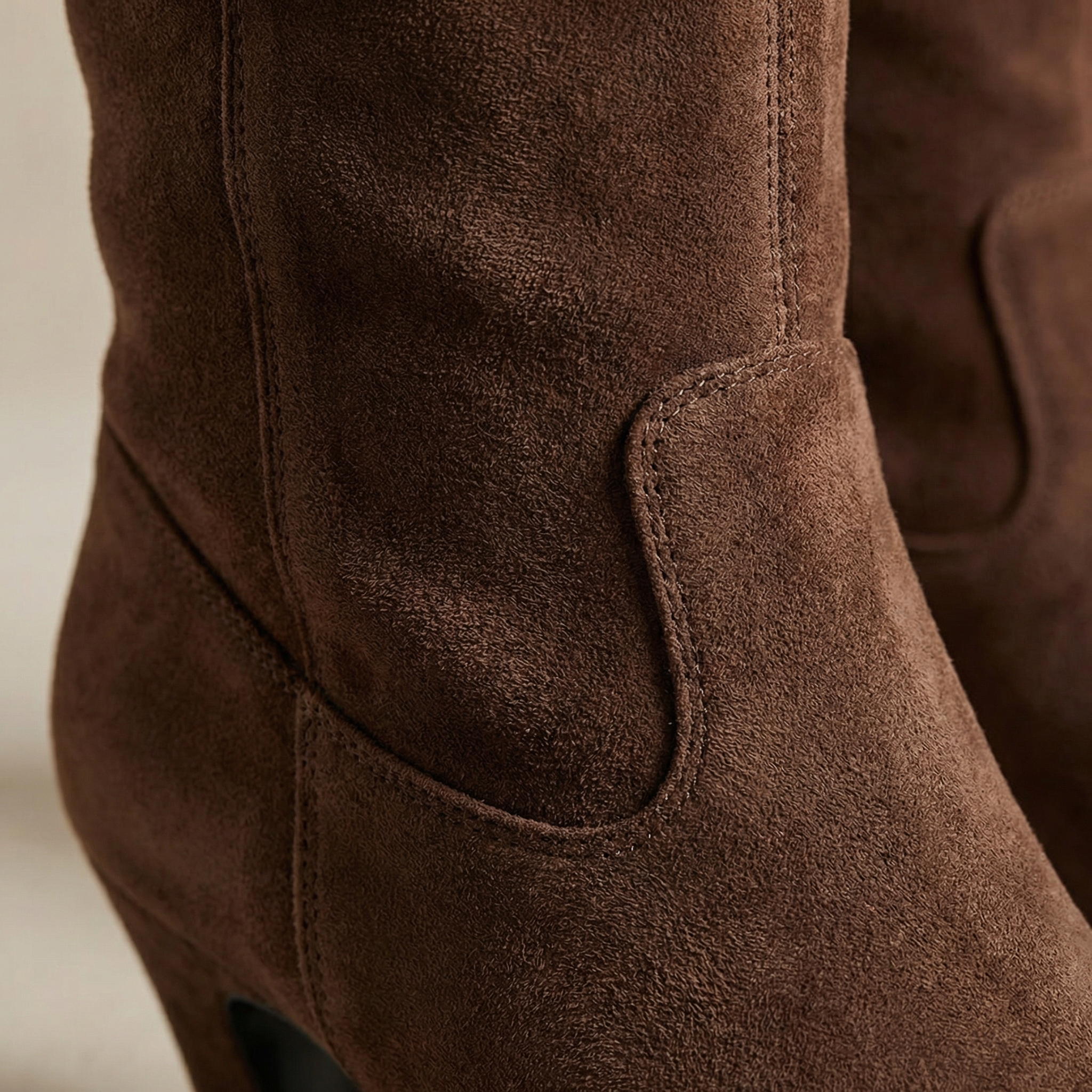 Florence | Women's Brown Knee-High Boots With Square Toe And Cone Heel | Elegant