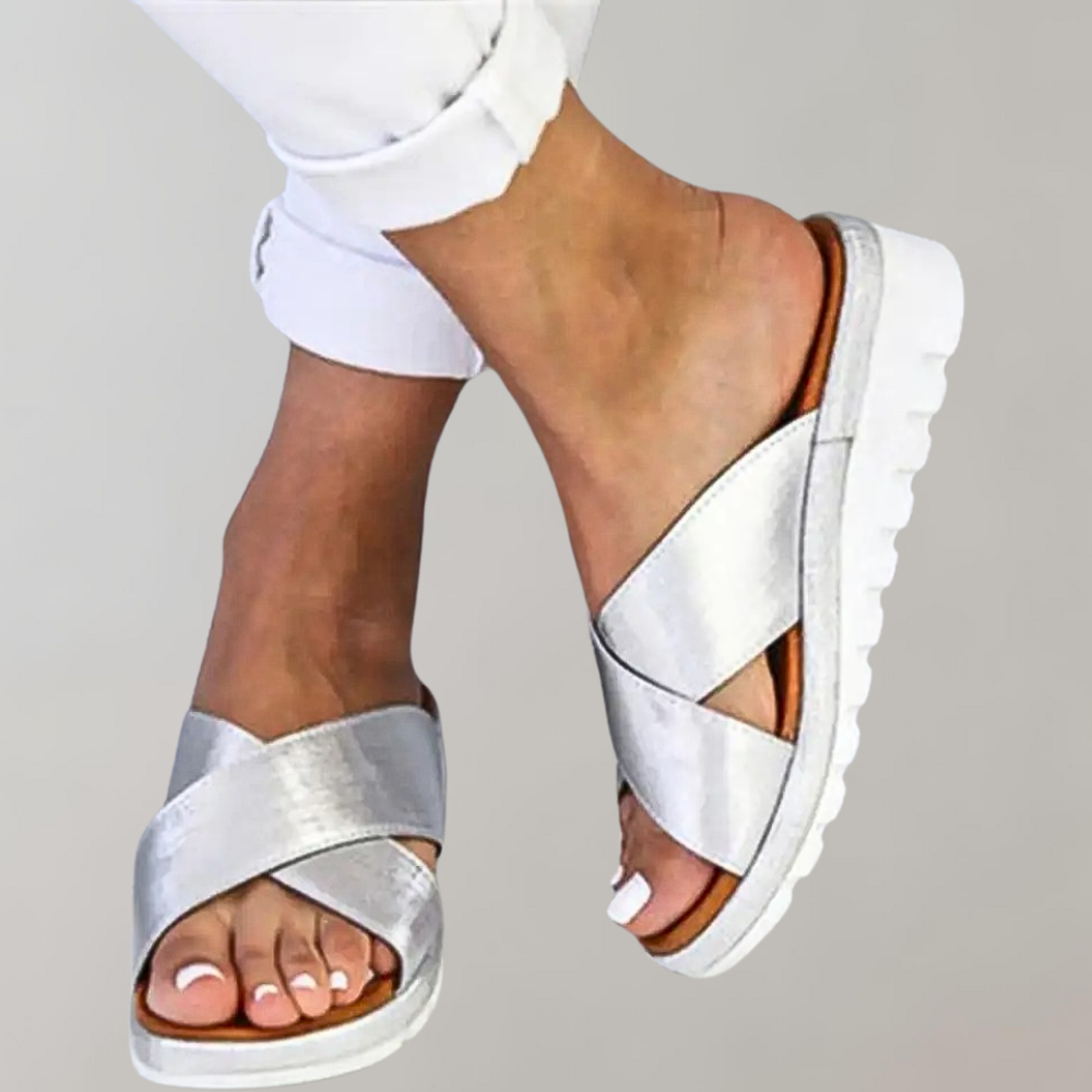 Women's Slip-on Sandals With Crossed Straps & Platform Sole