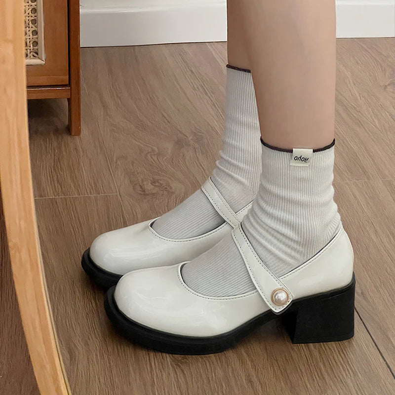 WOMEN'S MARY JANE BLOCK HEEL SHOES WITH PATENT FINISH