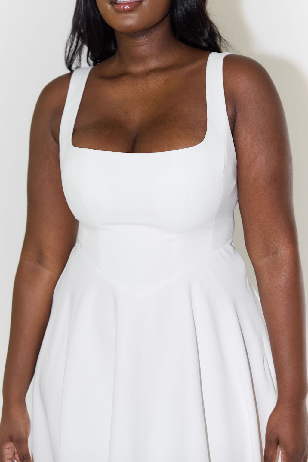 Women's Summer Midi Dress With Square Neckline & Sleeveless Design