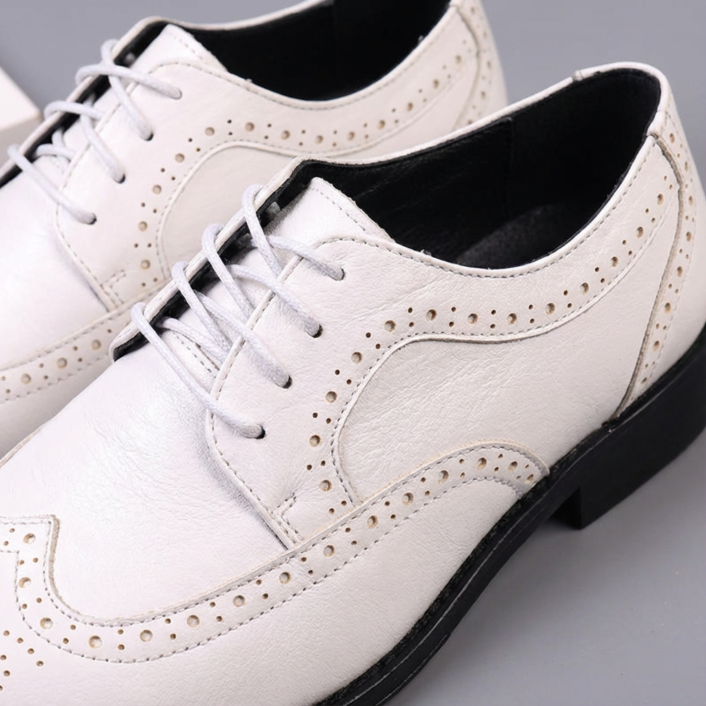 Oliver | Men's Brogues With Wingtip Design And Perforated Detail | Smart