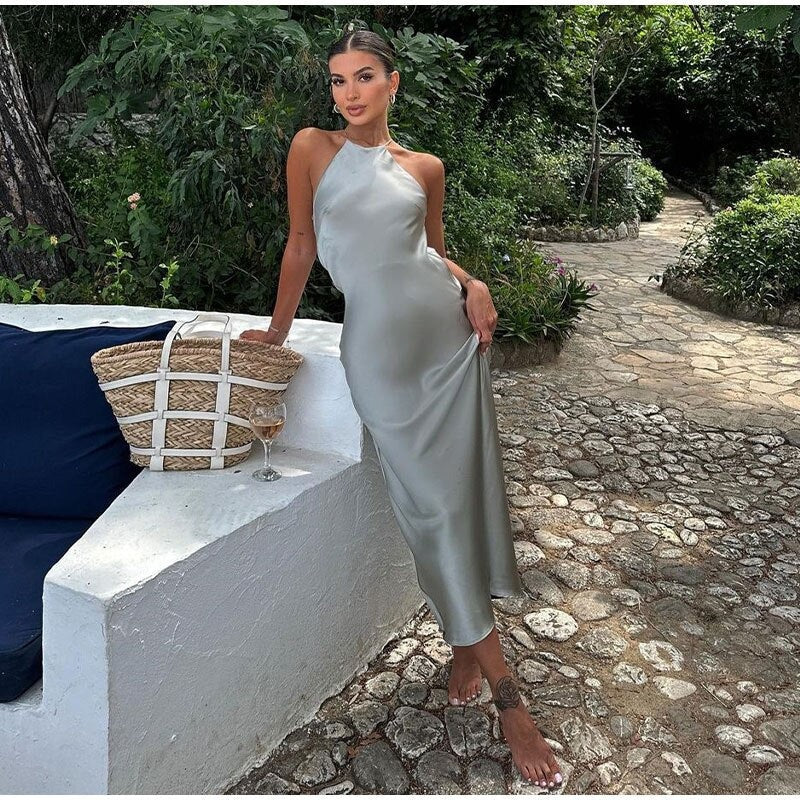 Women's Sleeveless Satin Maxi Dress With Halter Neck