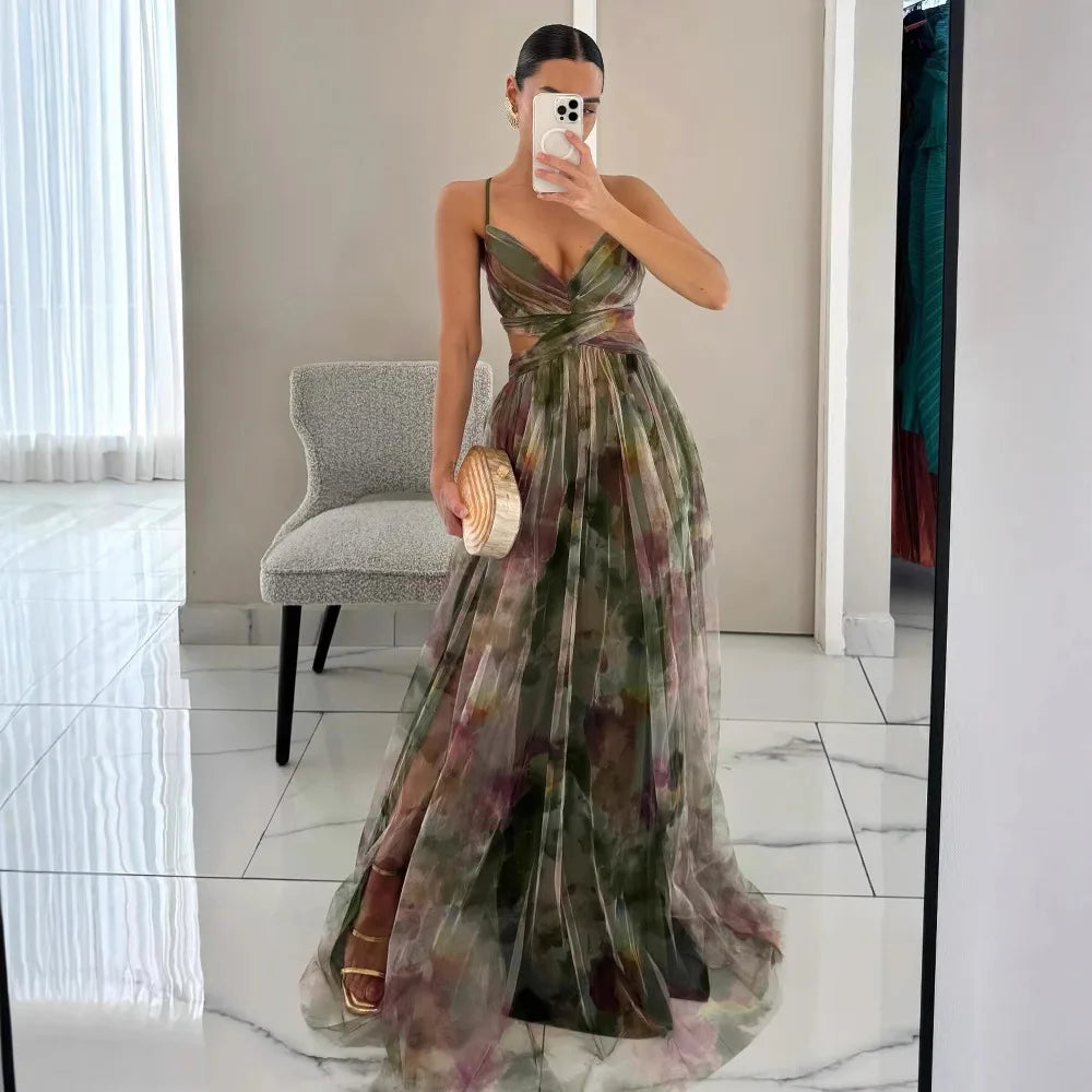 Women's Wedding Guest Maxi Dress With Spaghetti Straps & Flowy Skirt