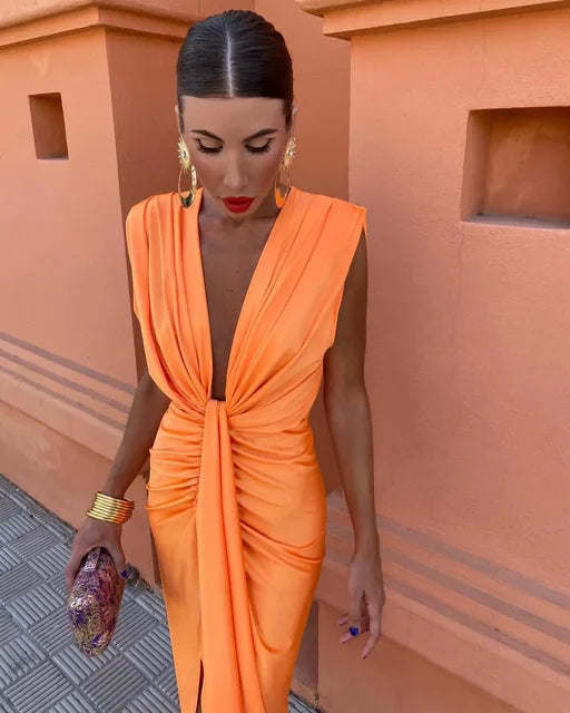Women's Ruched Maxi Dress With Plunging Neckline And Front Slit