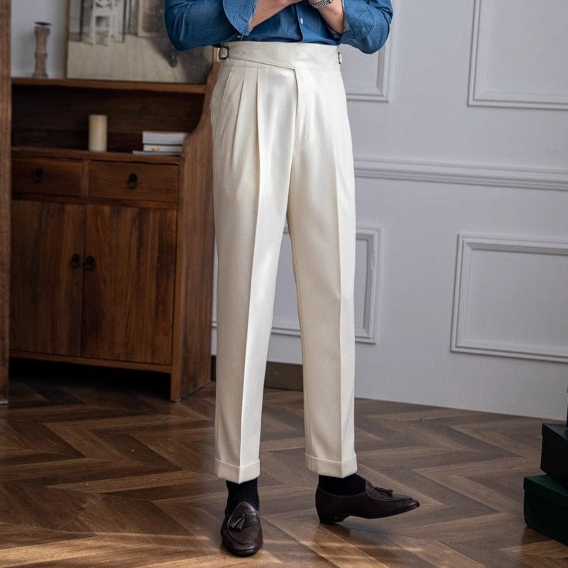 Vintage Trousers with Tailored Fit and Classic Front Folds – Versatile Style for Formal and Casual Wear