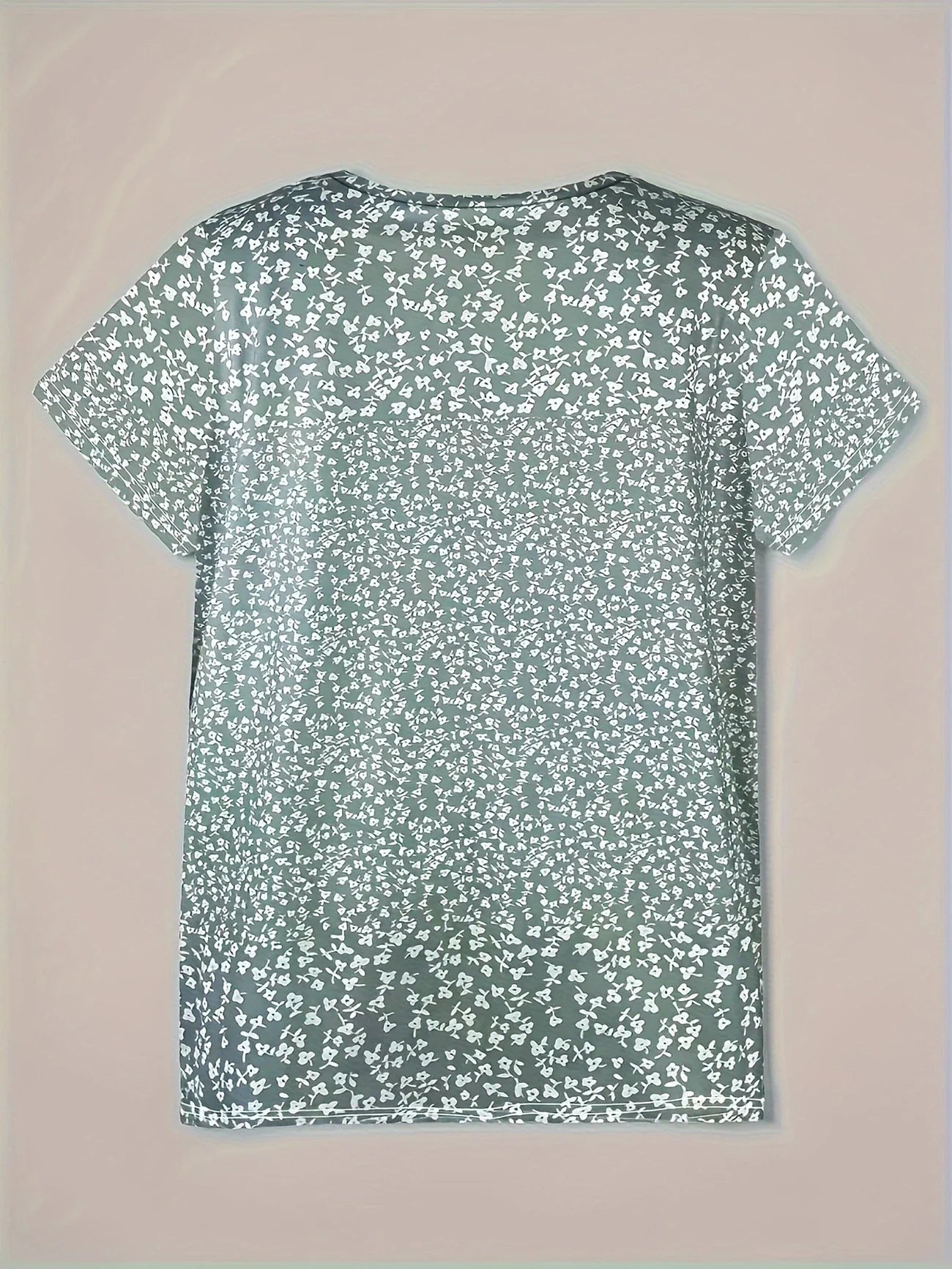 Women's Casual Summer V-neck Blouse With Short Sleeves
